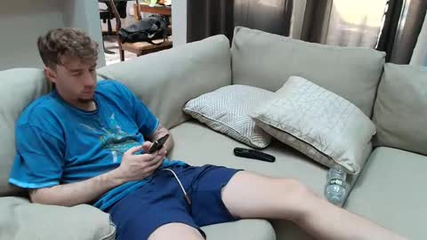 DannyThreeWay online show from December 4, 7:33 pm