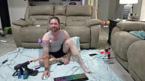 Snapshot of danooo1984 chatting on October 1, 2:17 am danooo1984 online show from October 1, 2:17 am