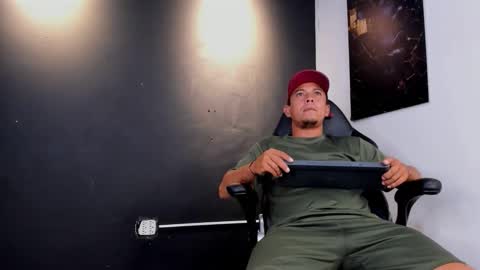 dante212_vibes online show from March 19, 9:02 am