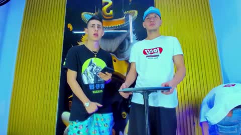 dante_brown1 online show from December 15, 5:01 am