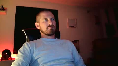 Snapshot of dante_cross_x89 chatting on October 12, 3:16 am dante_cross_x89 online show from October 12, 3:16 am