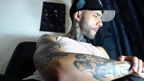 dante_d_angelo_ online show from November 25, 5:40 am