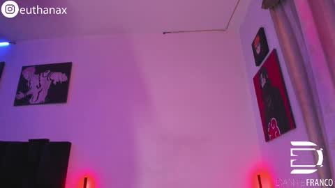 Snapshot of dante_franco chatting on March 1, 2:37 am dante_franco online show from March 1, 2:37 am