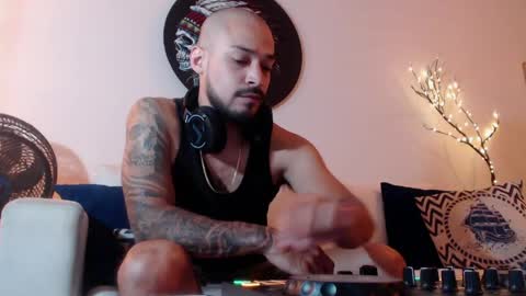 Dante Hell online show from April 23, 1:18 am