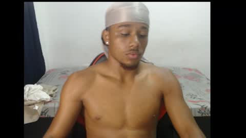 Snapshot of dante_hot25 chatting on October 25, 1:02 am Dani online show from October 25, 1:02 am