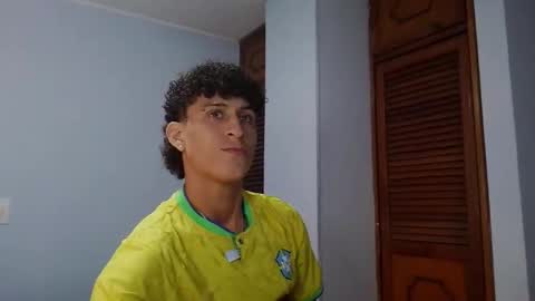 Dante online show from October 17, 2:04 am