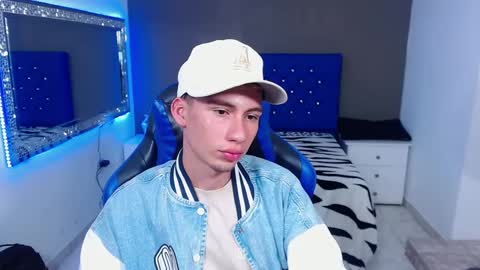 Dante online show from January 28, 1:05 pm