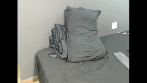 dantebrown1 online show from February 27, 2:55 am