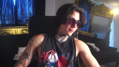 Snapshot of dantecoppolaa chatting on February 8, 3:42 pm Dante coppola online show from February 8, 3:42 pm