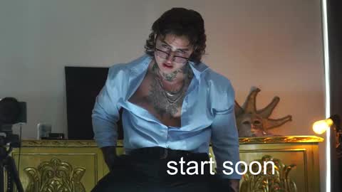 Snapshot of dantecoppolaa chatting on November 14, 10:51 pm Dante coppola online show from November 14, 10:51 pm