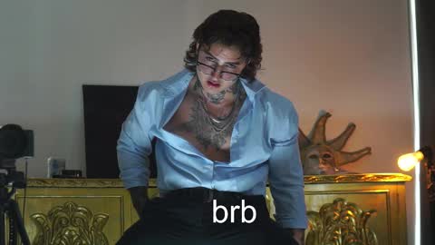 Snapshot of dantecoppolaa chatting on December 2, 10:16 pm Dante coppola online show from December 2, 10:16 pm