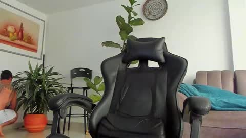 Dante online show from February 4, 12:33 pm