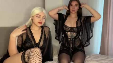 DanteetBeatrix online show from February 22, 8:24 am