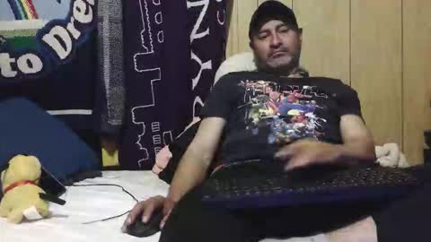 dantehot82 online show from February 4, 2:17 am