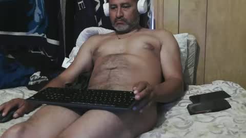 Snapshot of dantehot82 chatting on June 7, 12:20 pm dantehot82 online show from June 7, 12:20 pm