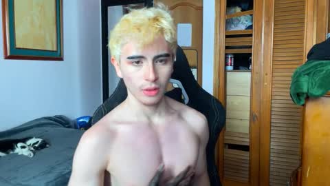 danteobscuro online show from December 22, 3:31 pm