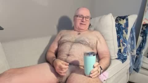 Snapshot of dantes_lion chatting on October 24, 5:59 am Mark online show from October 24, 5:59 am