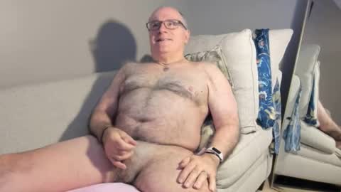 Snapshot of dantes_lion chatting on November 8, 7:08 am Mark online show from November 8, 7:08 am