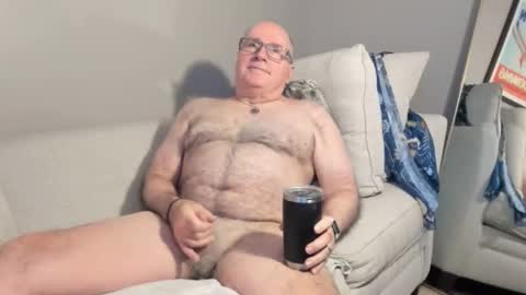 Snapshot of dantes_lion chatting on December 4, 7:39 am Mark online show from December 4, 7:39 am