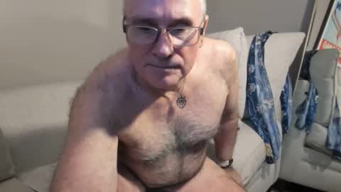 Snapshot of dantes_lion chatting on December 5, 7:39 am Mark online show from December 5, 7:39 am