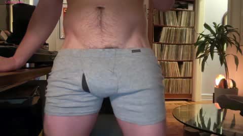 Snapshot of danteslife chatting on January 1, 11:18 pm Dante online show from January 1, 11:18 pm