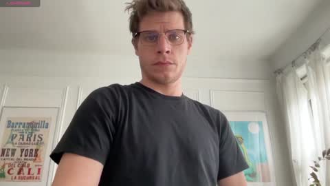 Snapshot of danteslife chatting on January 6, 7:56 pm Dante online show from January 6, 7:56 pm