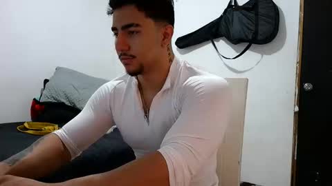 Dante Vicius online show from November 14, 9:46 pm