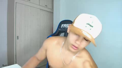 Dantraxx online show from December 3, 9:12 pm