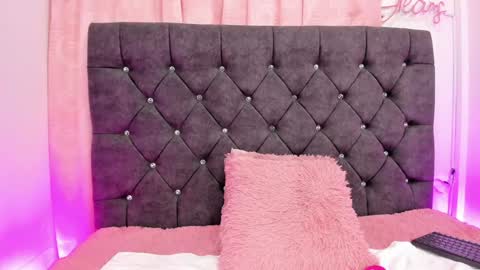 hi im DanyBest Squirter here on cb online show from December 4, 8:45 am