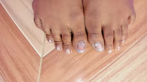 Snapshot of dany_brownie chatting on January 26, 10:55 am hi im DanyBest Squirter here on cb online show from January 26, 10:55 am