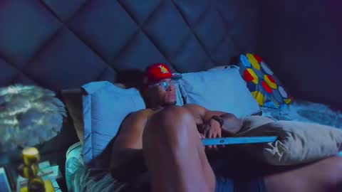 Snapshot of dany_dryy chatting on January 16, 12:25 am Dany online show from January 16, 12:25 am