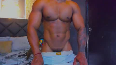 Snapshot of dany_dryy chatting on February 4, 6:47 pm Dany online show from February 4, 6:47 pm
