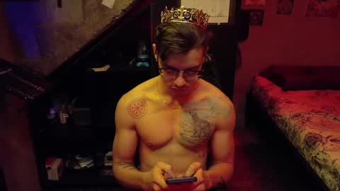 Snapshot of dany_kyng chatting on May 20, 6:58 pm dany_kyng online show from May 20, 6:58 pm