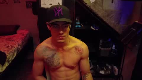 dany_kyng online show from July 2, 3:23 am