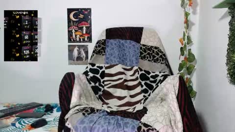 Snapshot of dany_milk chatting on June 14, 2:46 am dany_milk online show from June 14, 2:46 am