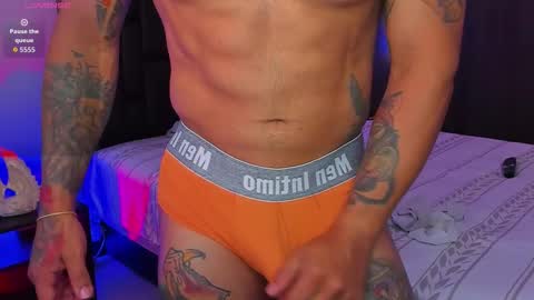 Snapshot of danyfitguy_ chatting on January 7, 12:51 pm danyfitguy_ online show from January 7, 12:51 pm