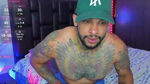 Snapshot of danyfitguy_ chatting on April 17, 11:41 pm danyfitguy_ online show from April 17, 11:41 pm