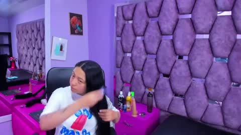 DanySwet online show from January 7, 1:35 pm