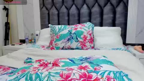 daphaineex online show from July 17, 6:02 pm