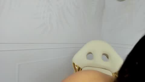 Snapshot of daphne81_ chatting on February 21, 5:13 am Daphne online show from February 21, 5:13 am