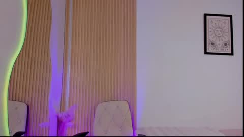 Antonella Mora online show from February 26, 12:03 pm