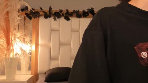 daphne_and_roger online show from December 4, 10:57 am