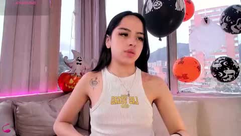 daphne_chers online show from October 29, 8:10 pm