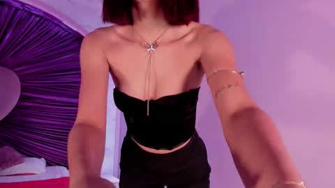 Daphne online show from November 30, 3:10 am