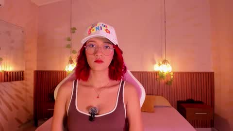 Daphne online show from February 10, 3:10 am