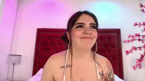 Daphne  online show from July 28, 3:21 pm