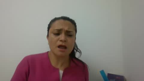 dapnne online show from February 3, 5:56 pm