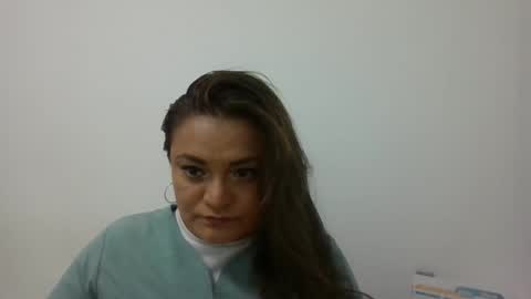 dapnne online show from November 24, 5:45 pm