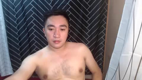 Snapshot of darby1992 chatting on February 9, 1:35 pm Rob online show from February 9, 1:35 pm