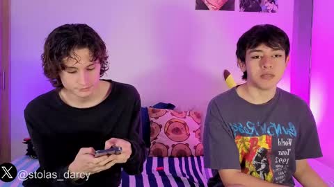 Snapshot of darcy_and_stolas chatting on April 20, 9:27 pm darcy_and_stolas online show from April 20, 9:27 pm
